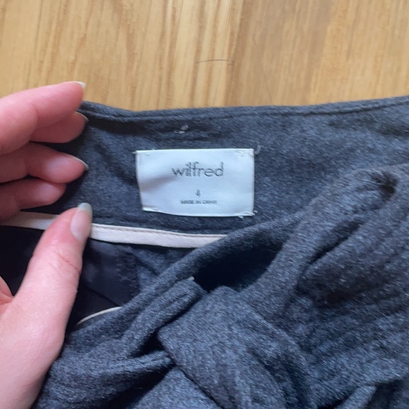 Aritzia Wilfred Tie-Front Wool Blend Trousers - Picture 4 of 7